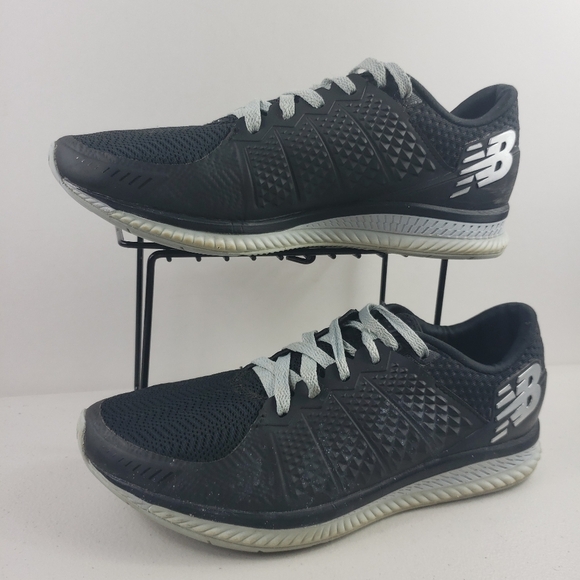 New Balance Womens running shoes sz 9B - Picture 3 of 11